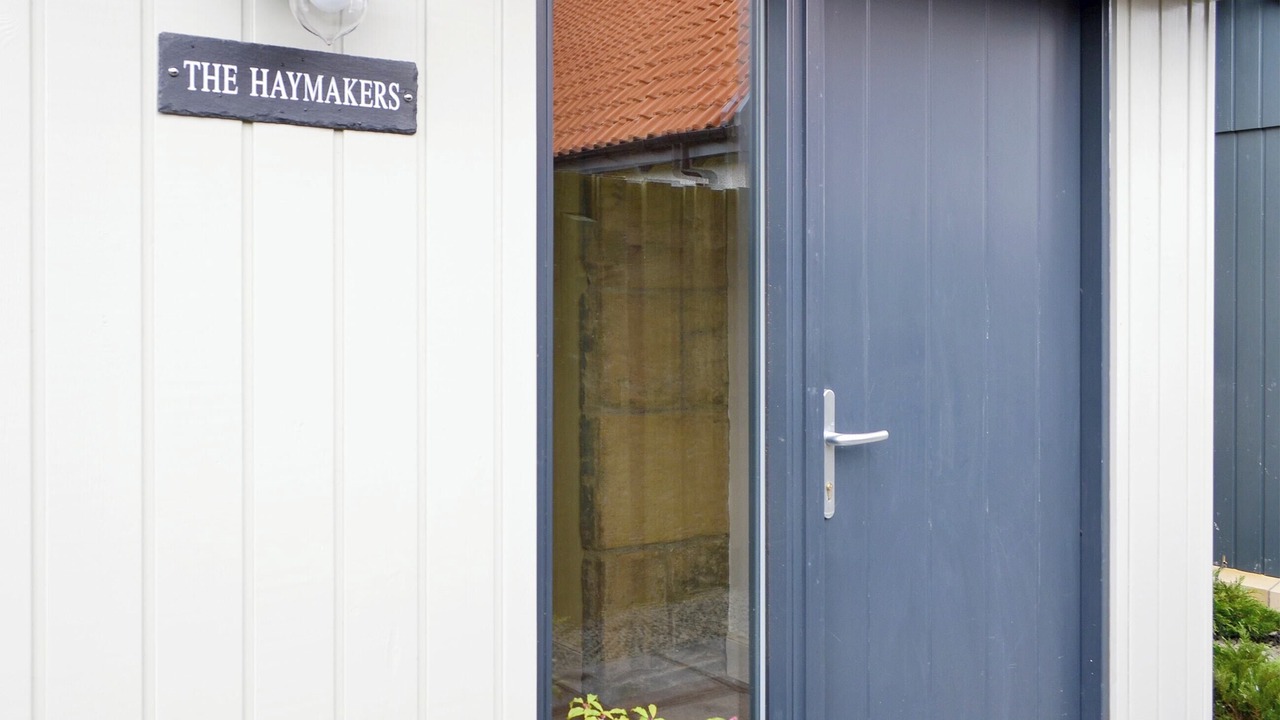 Photo of Others in Linlithgow