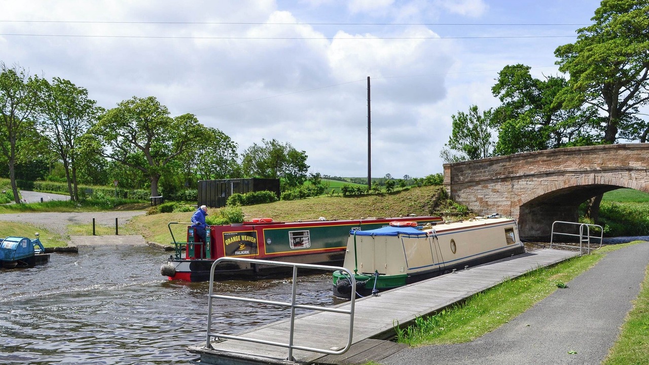 Photo of Others in Linlithgow
