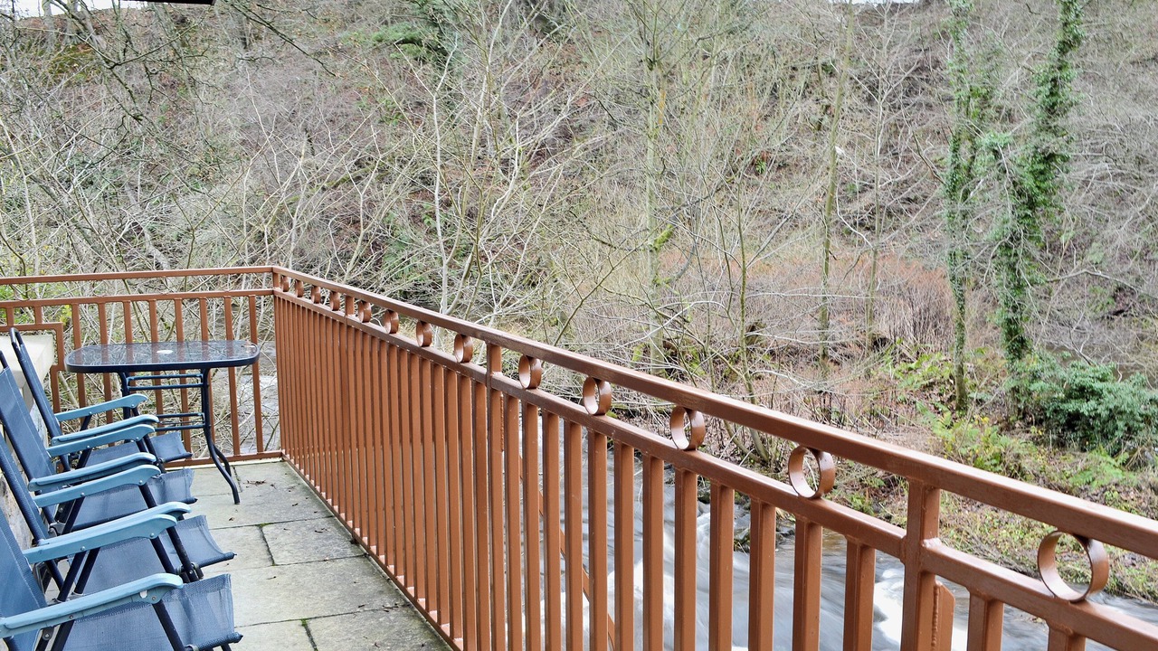 Photo of Patio Balcony in Linlithgow