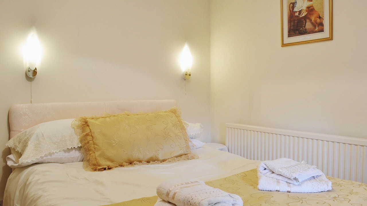 Photo of Others in Dihewid