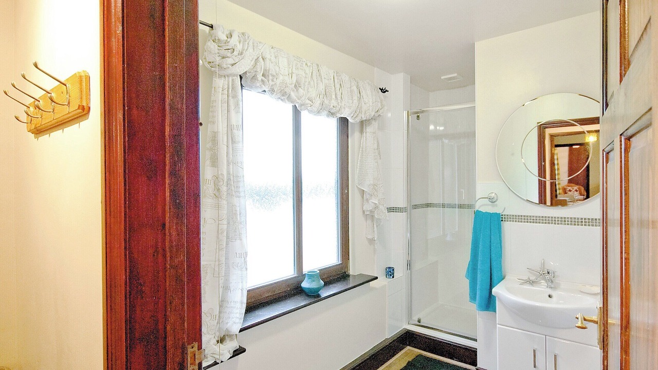 Photo of Bathroom in Hythe