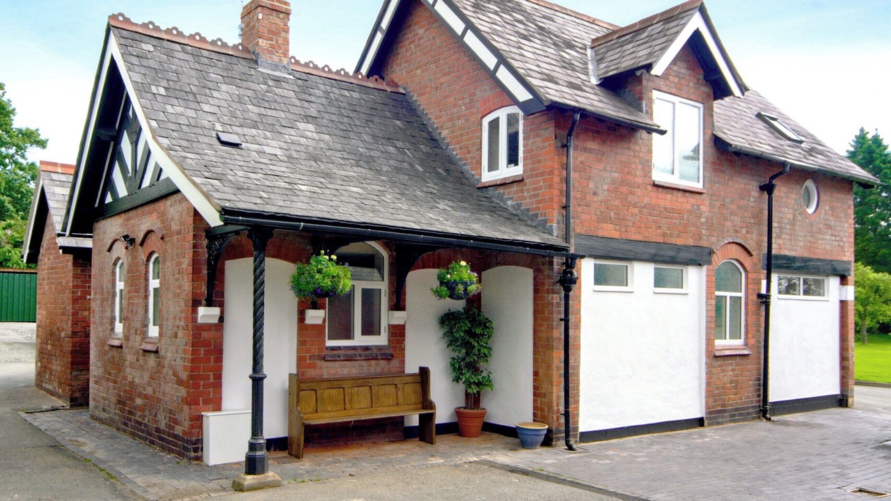 Photo of Others in Ellesmere