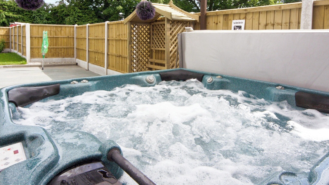 Photo of Others in Ellesmere