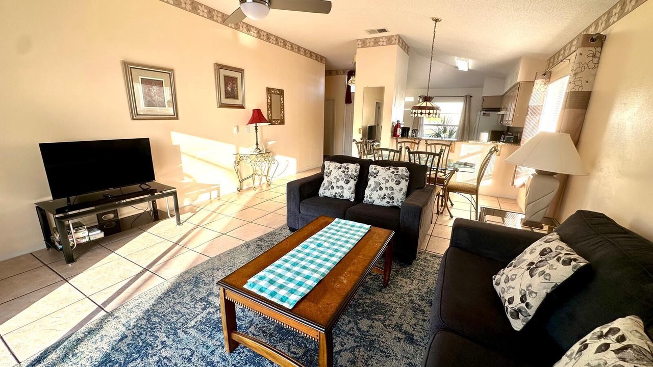 Photo of Livingroom in Chatham Park