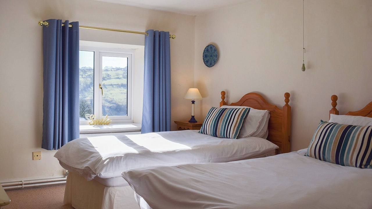 Photo of Bedroom in Longnor