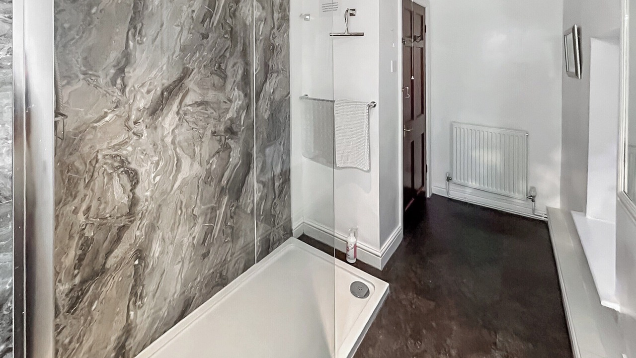 Photo of Bedroom in Longnor