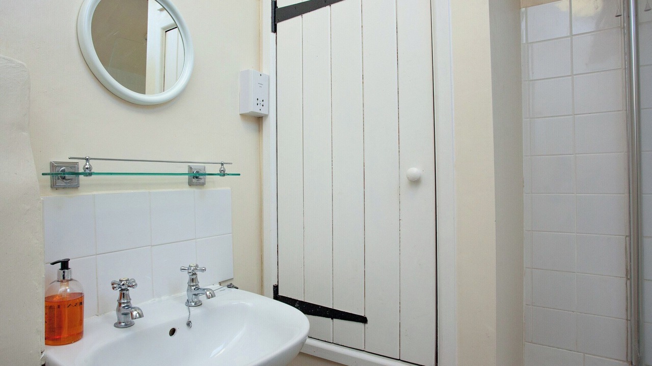 Photo of Bathroom in Saint Gennys