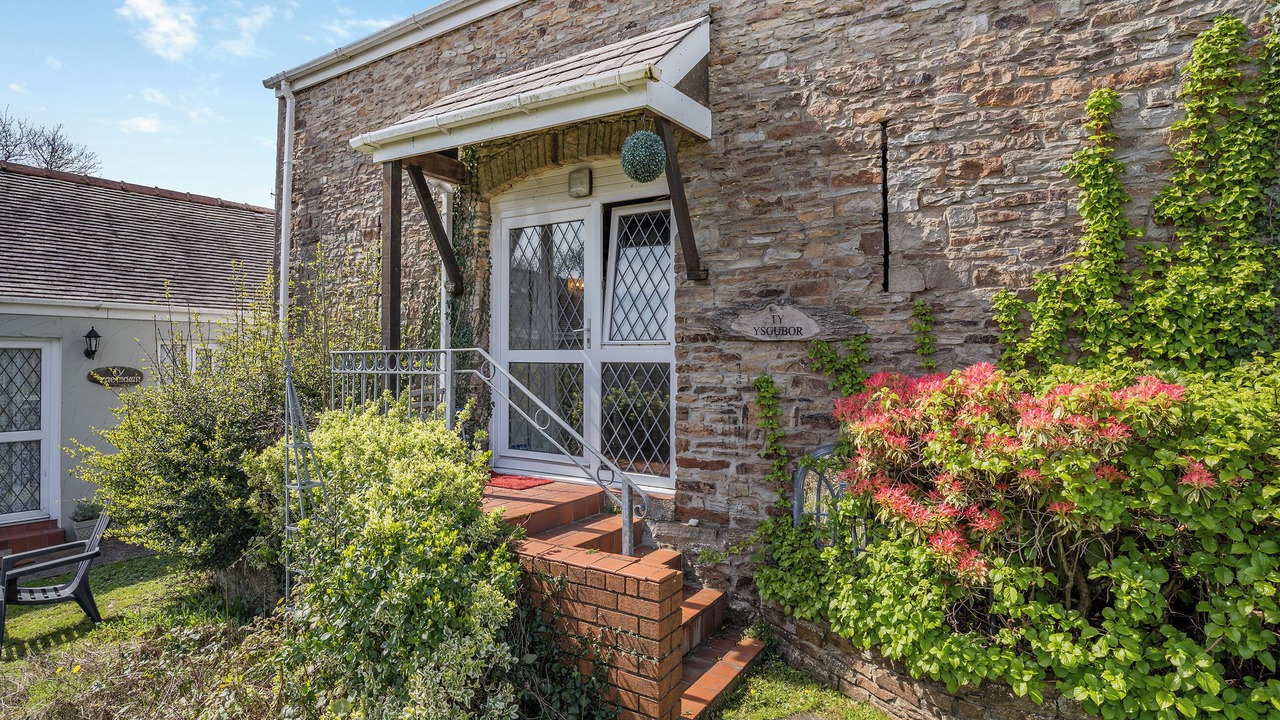 Photo of Others in Gowerton