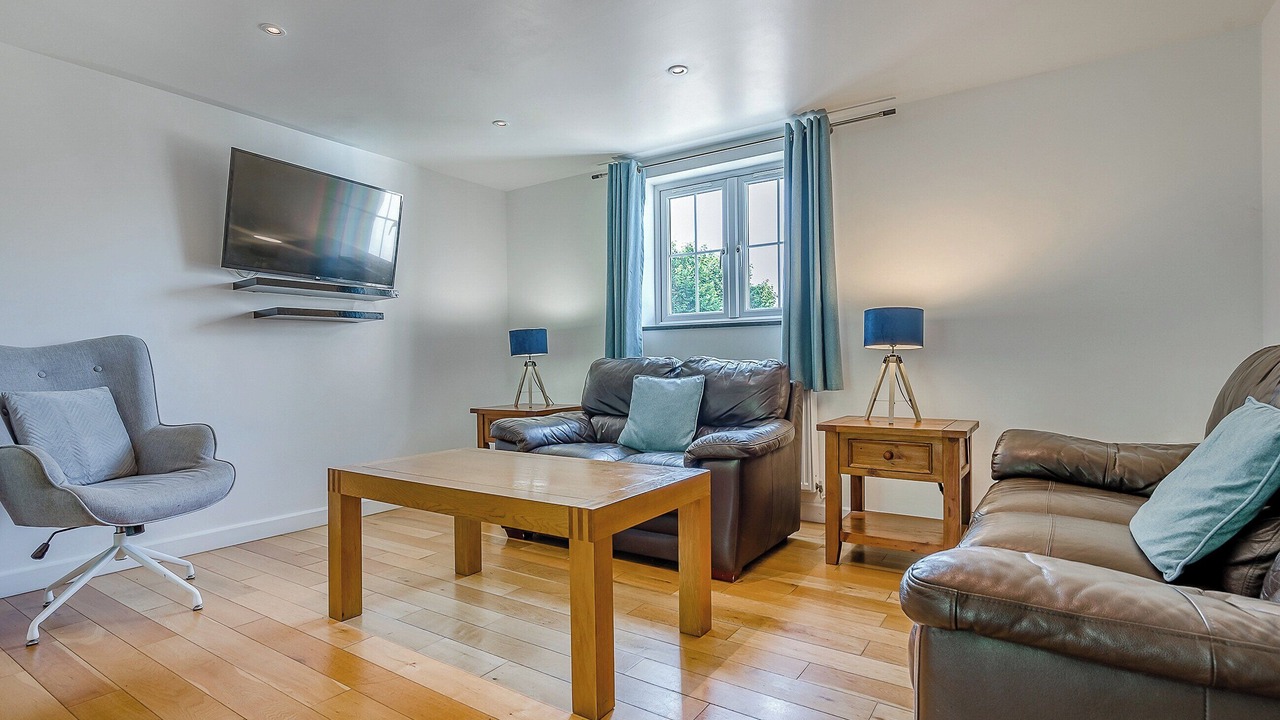 Photo of Others in Helstone