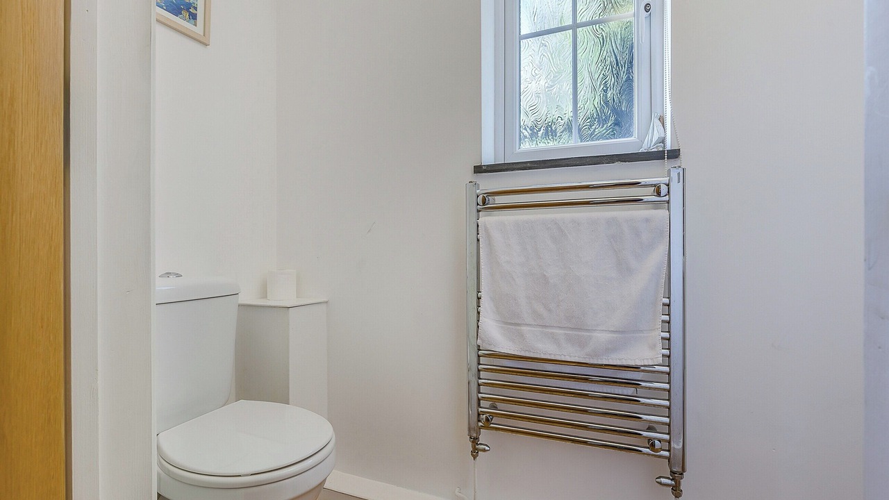 Photo of Bathroom in Helstone