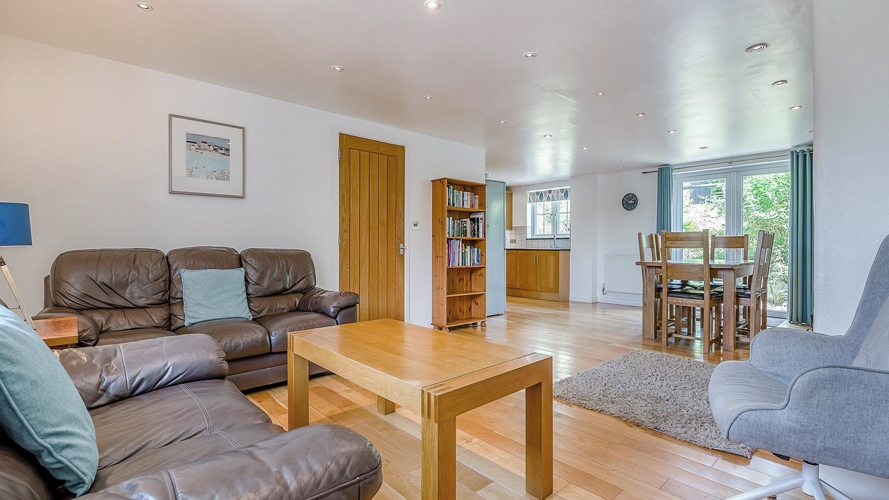 Photo of Others in Helstone