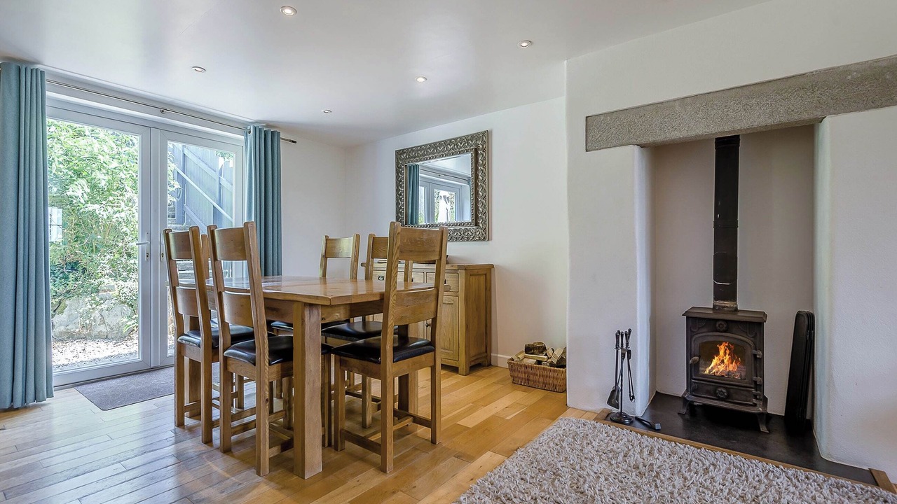 Photo of Others in Helstone