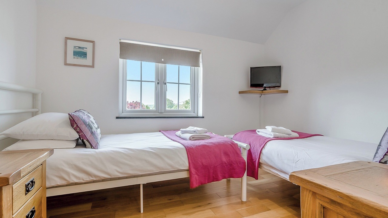 Photo of Others in Helstone