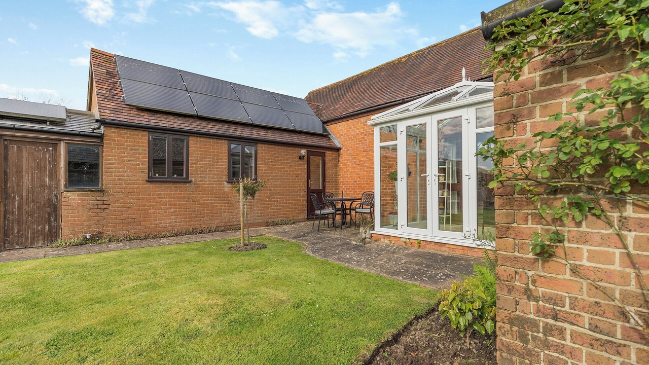 Photo of Outdoor in Willesborough