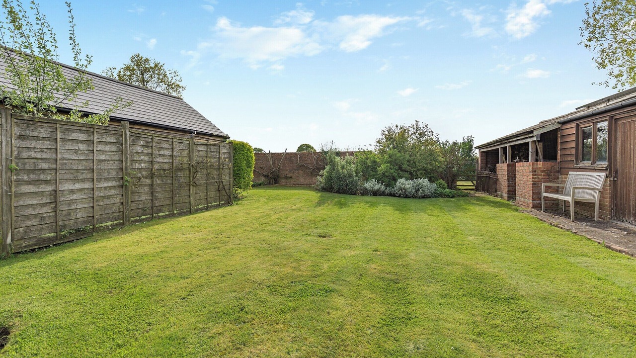 Photo of Outdoor in Willesborough