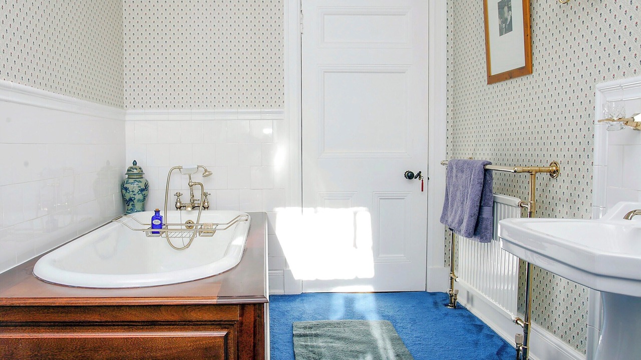 Photo of Bathroom in Weem