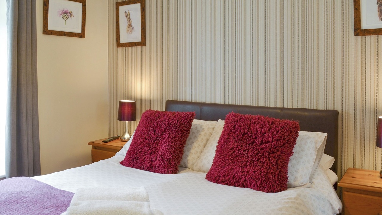 Photo of Others in Cayton