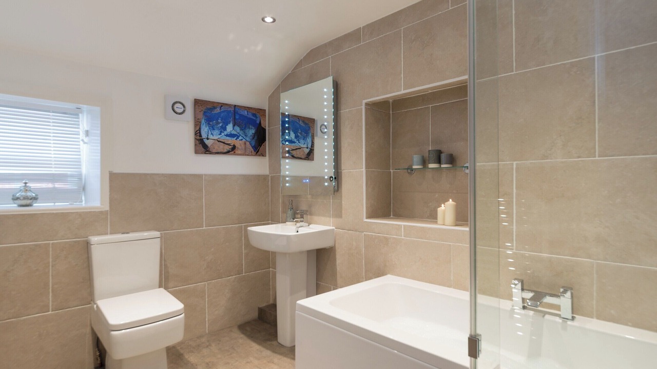 Photo of Bathroom in Staithes