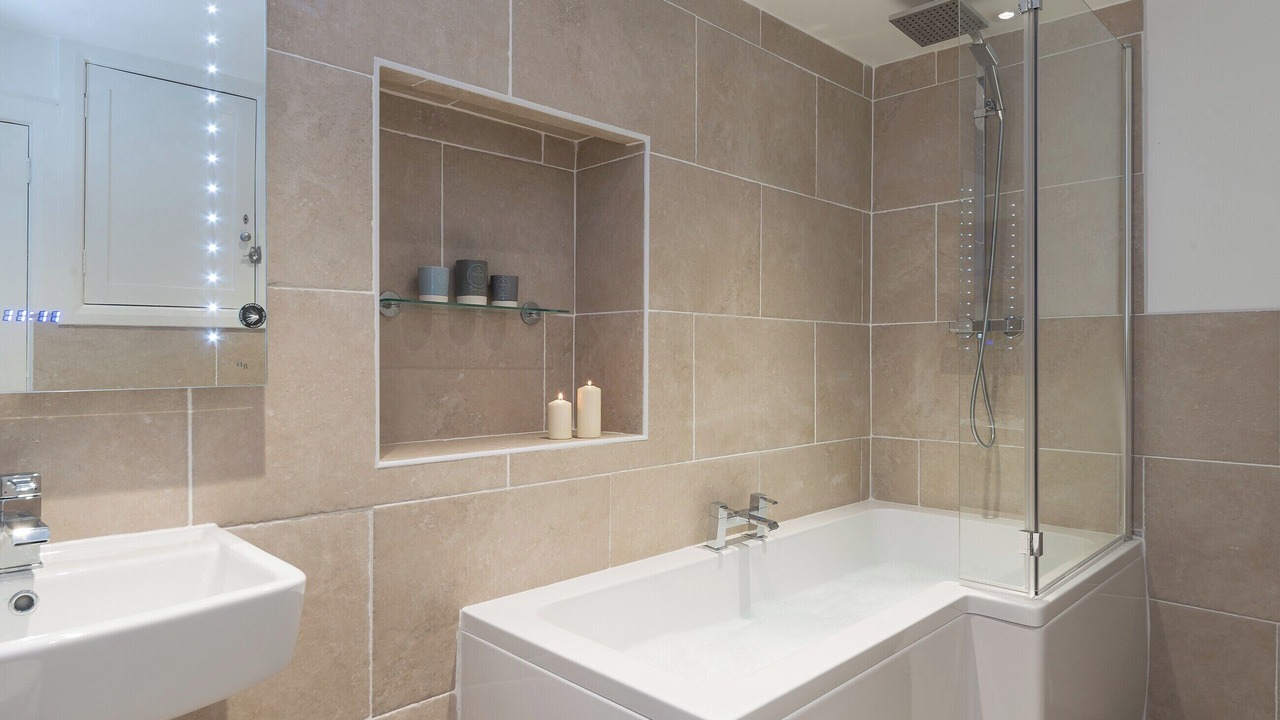 Photo of Bathroom in Staithes