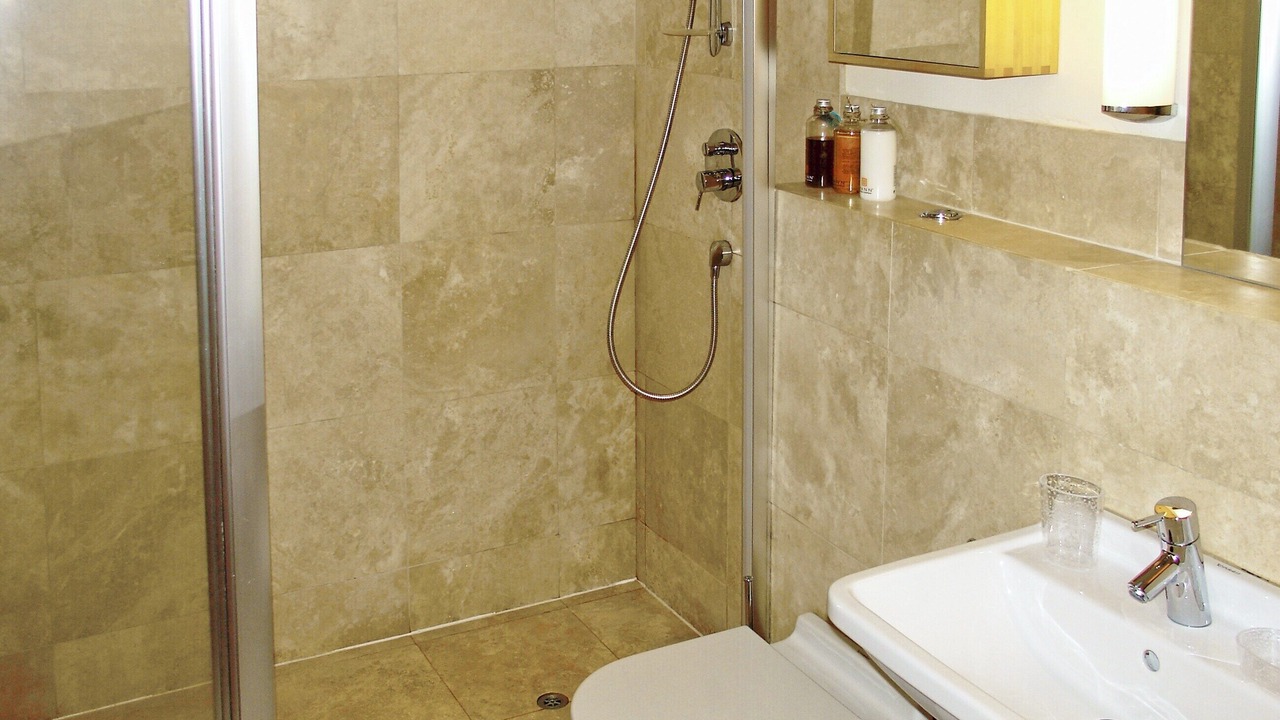 Photo of Bedroom in Whitegate