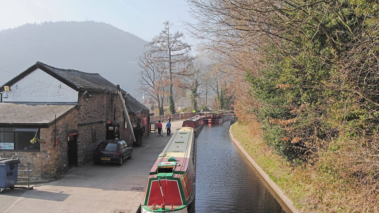 Photo of Others in Llandrillo