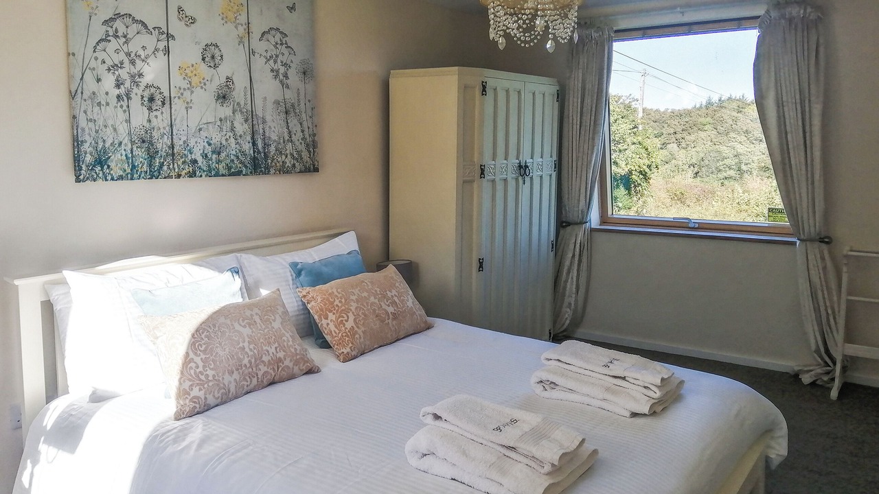 Photo of Others in Duns