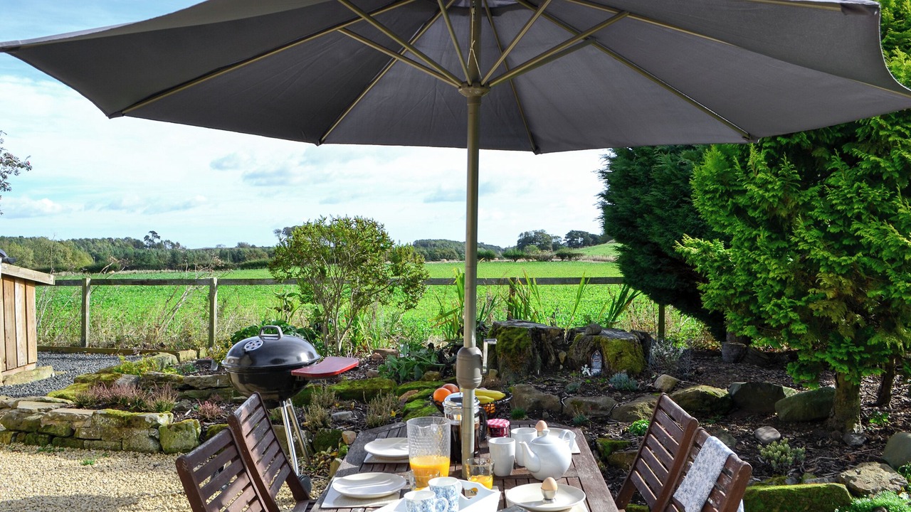 Photo of Outdoor in Duns