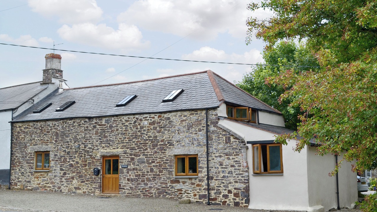 Photo of Others in Wainhouse Corner