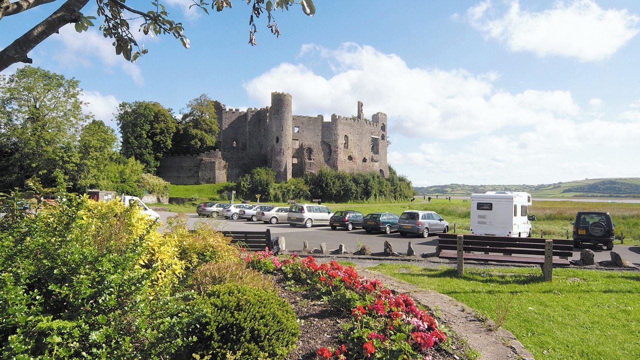 Photo of Others in Pendine