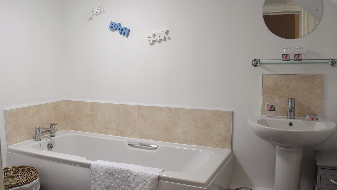 Photo of Bathroom in West Cliff