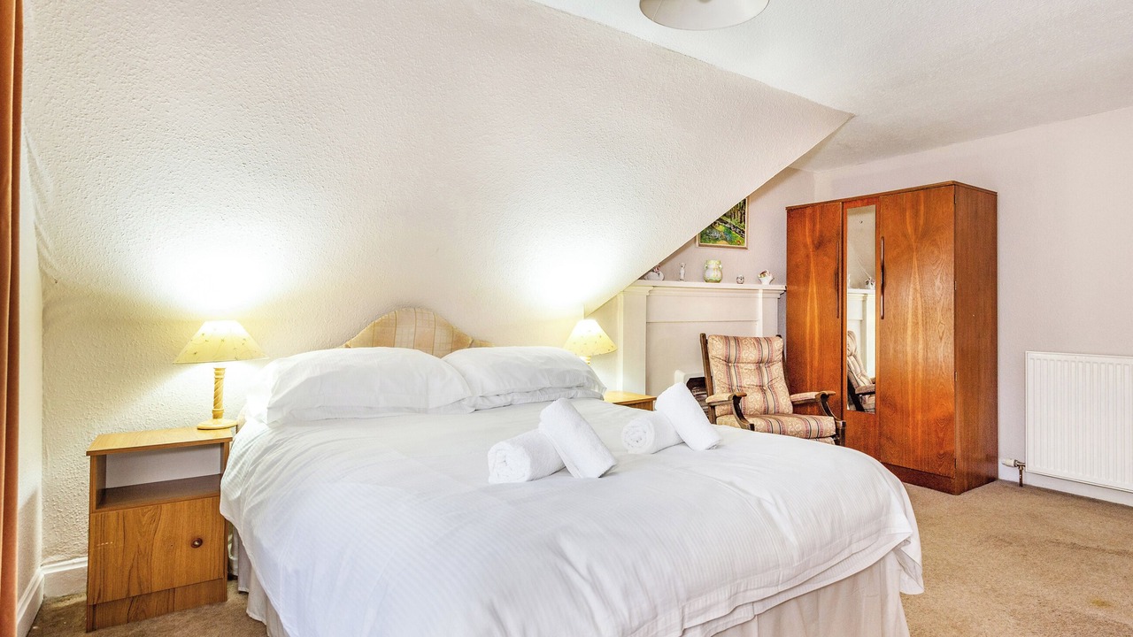 Photo of Others in Keith