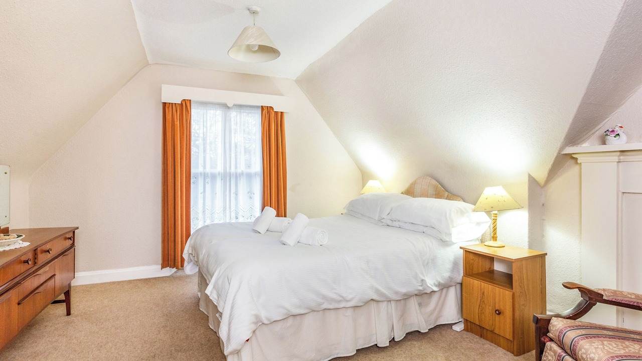 Photo of Others in Keith