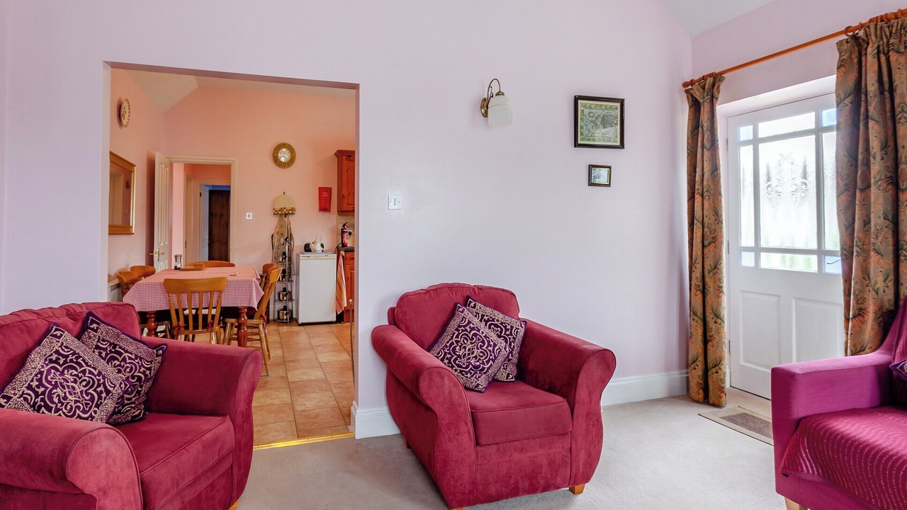 Photo of Bedroom in Templecombe