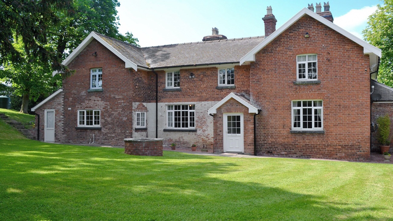 Photo of Outdoor in Newtown