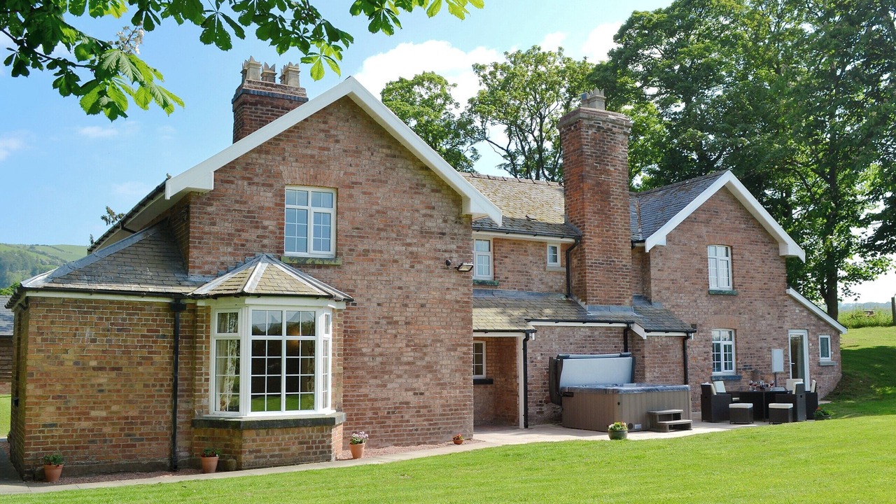 Photo of Others in Newtown