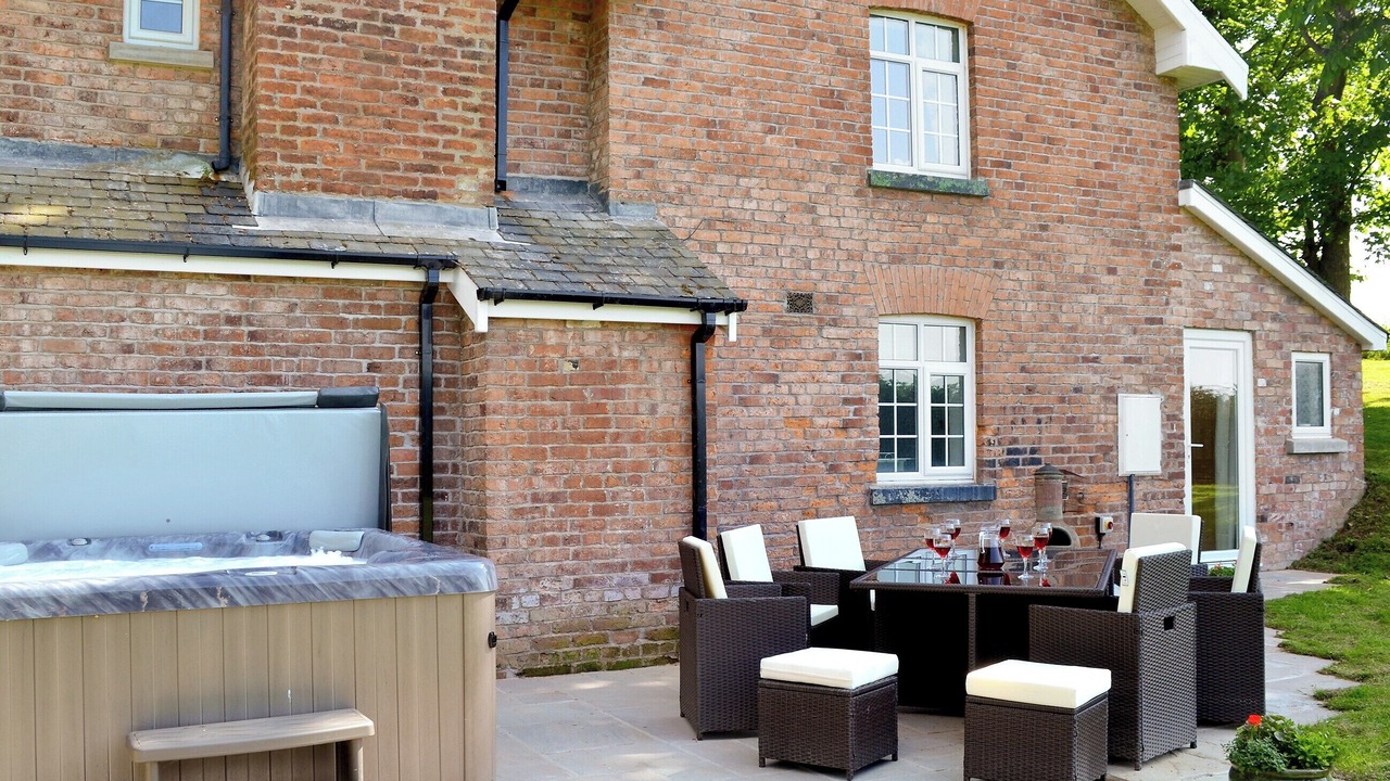 Photo of Others in Newtown