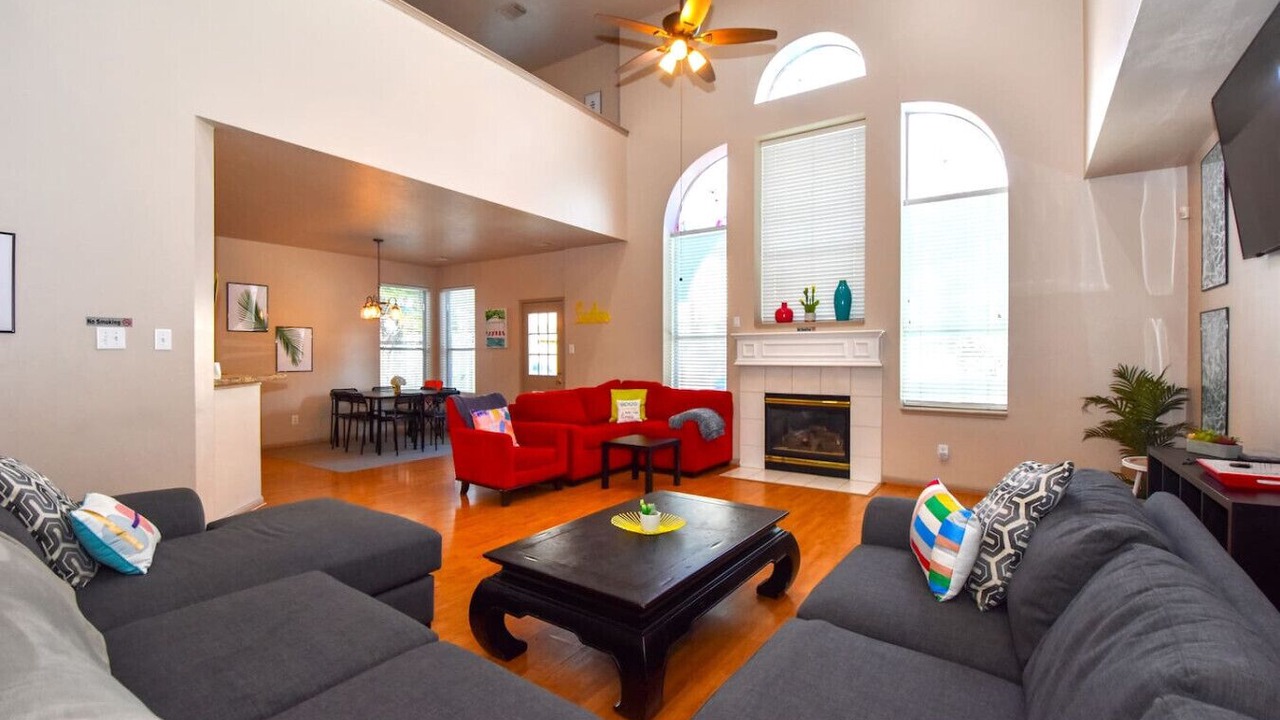 Photo of Livingroom in Barker