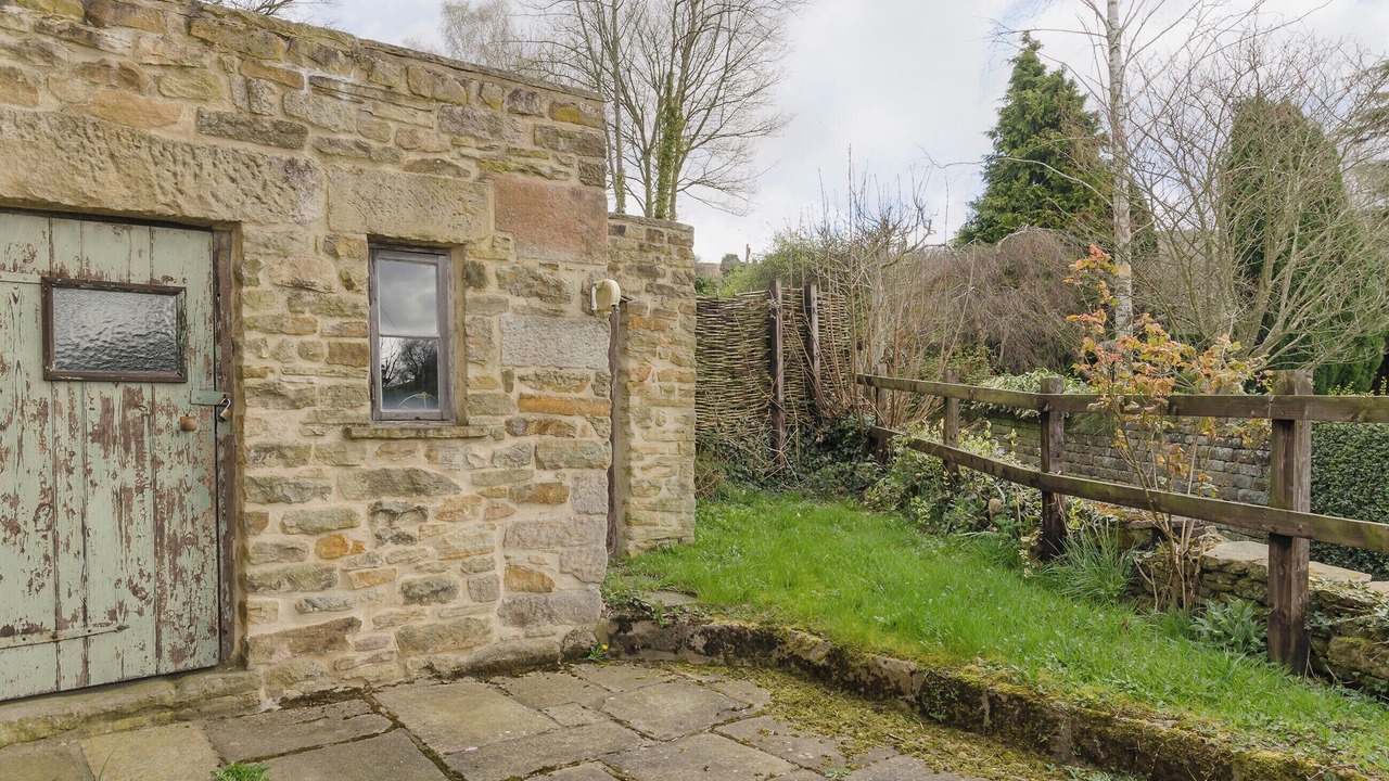 Photo of Others in Hathersage