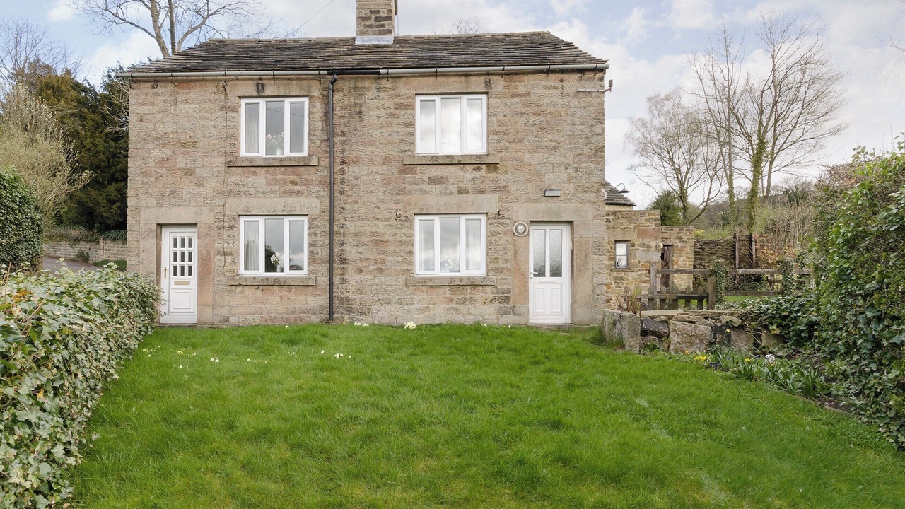 Photo of Others in Hathersage