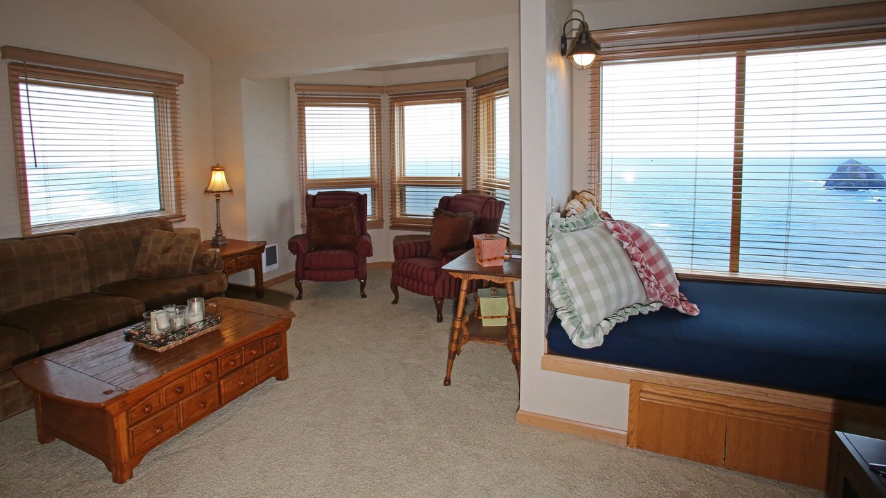Photo of Bedroom in Oceanside
