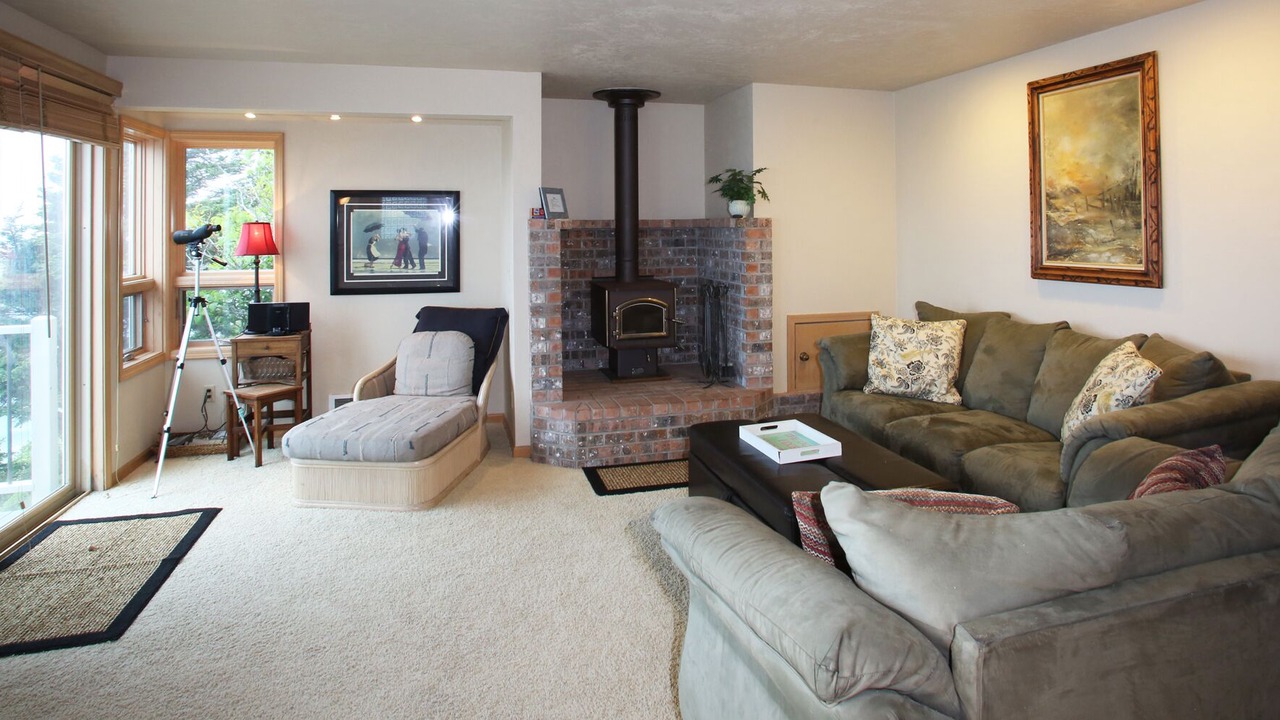 Photo of Livingroom in Oceanside