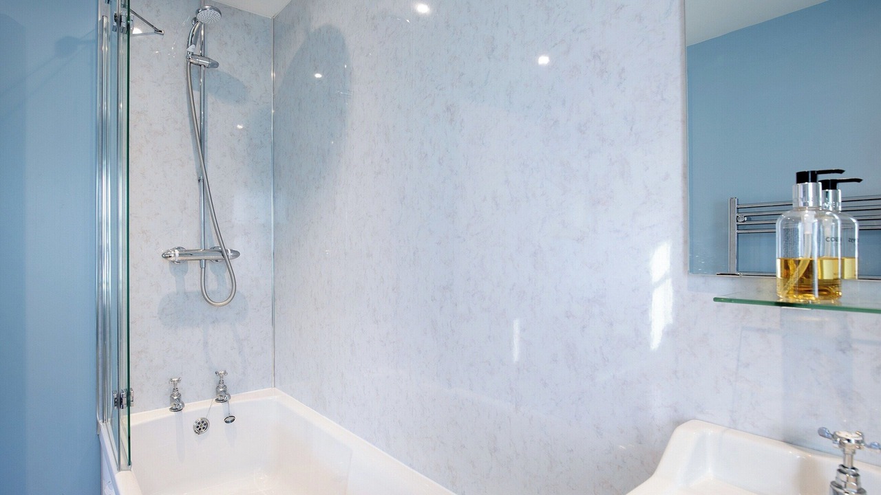 Photo of Bathroom in Biggar