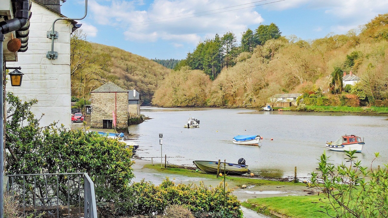 Photo of Others in Lerryn