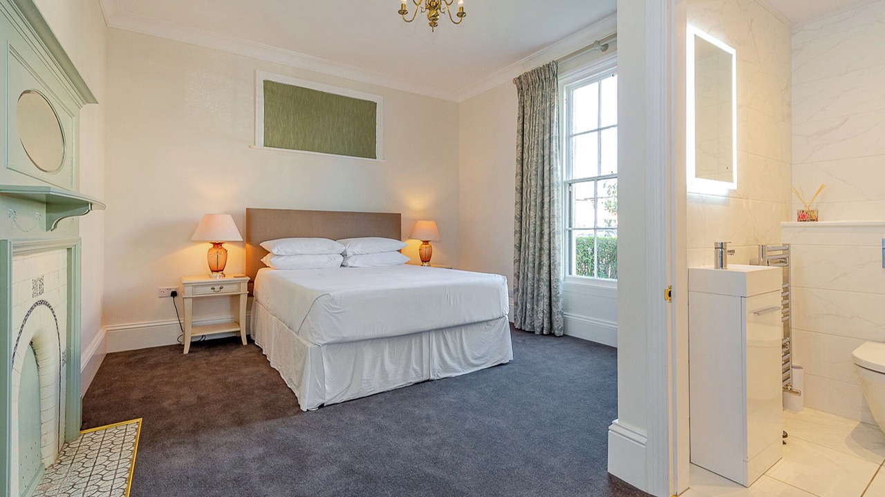 Photo of Others in Muston