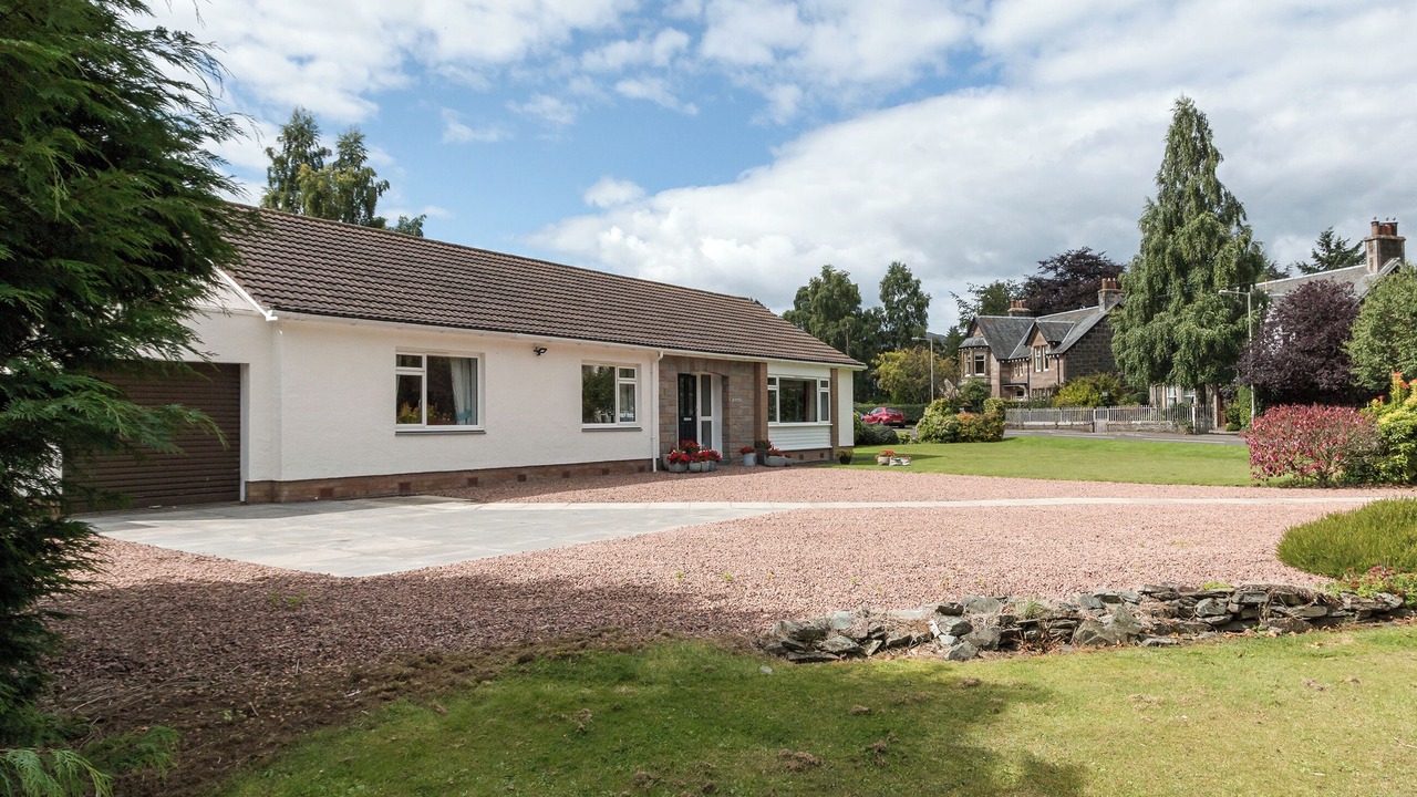 Photo of Outdoor in Comrie
