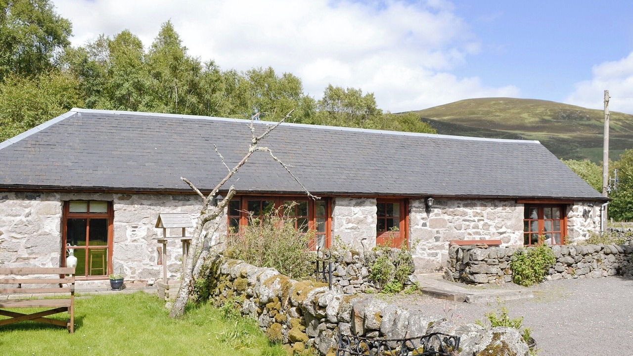 Photo of Others in Alrick