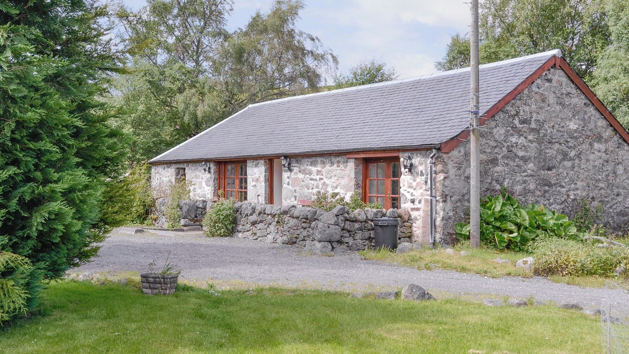 Photo of Others in Alrick