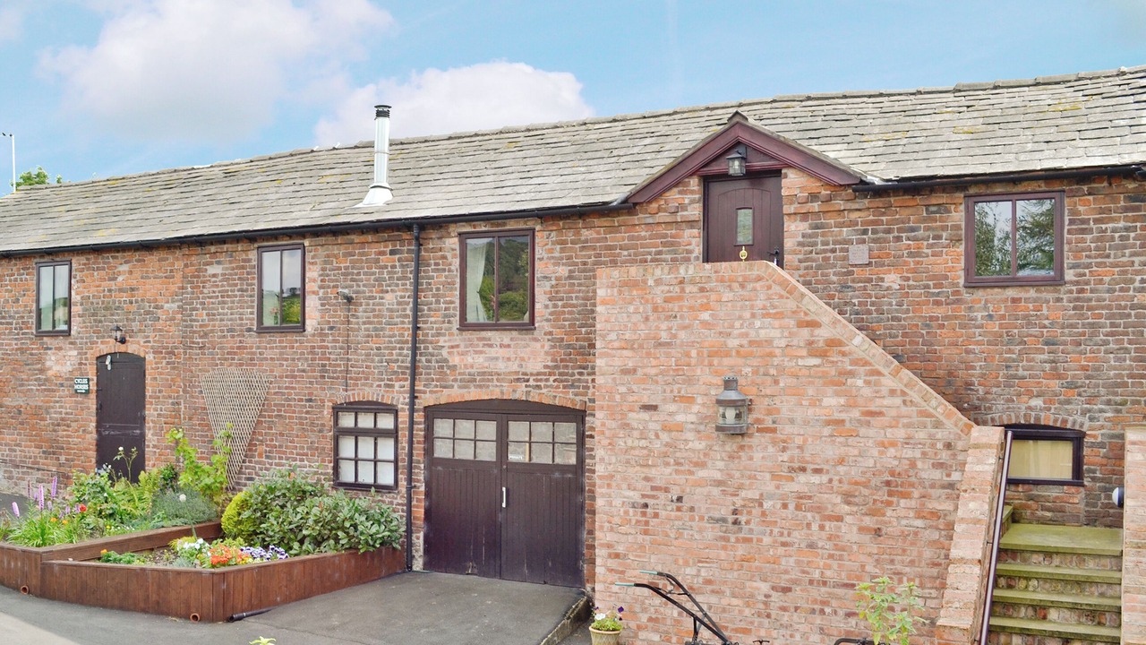 Photo of Outdoor in Helsby