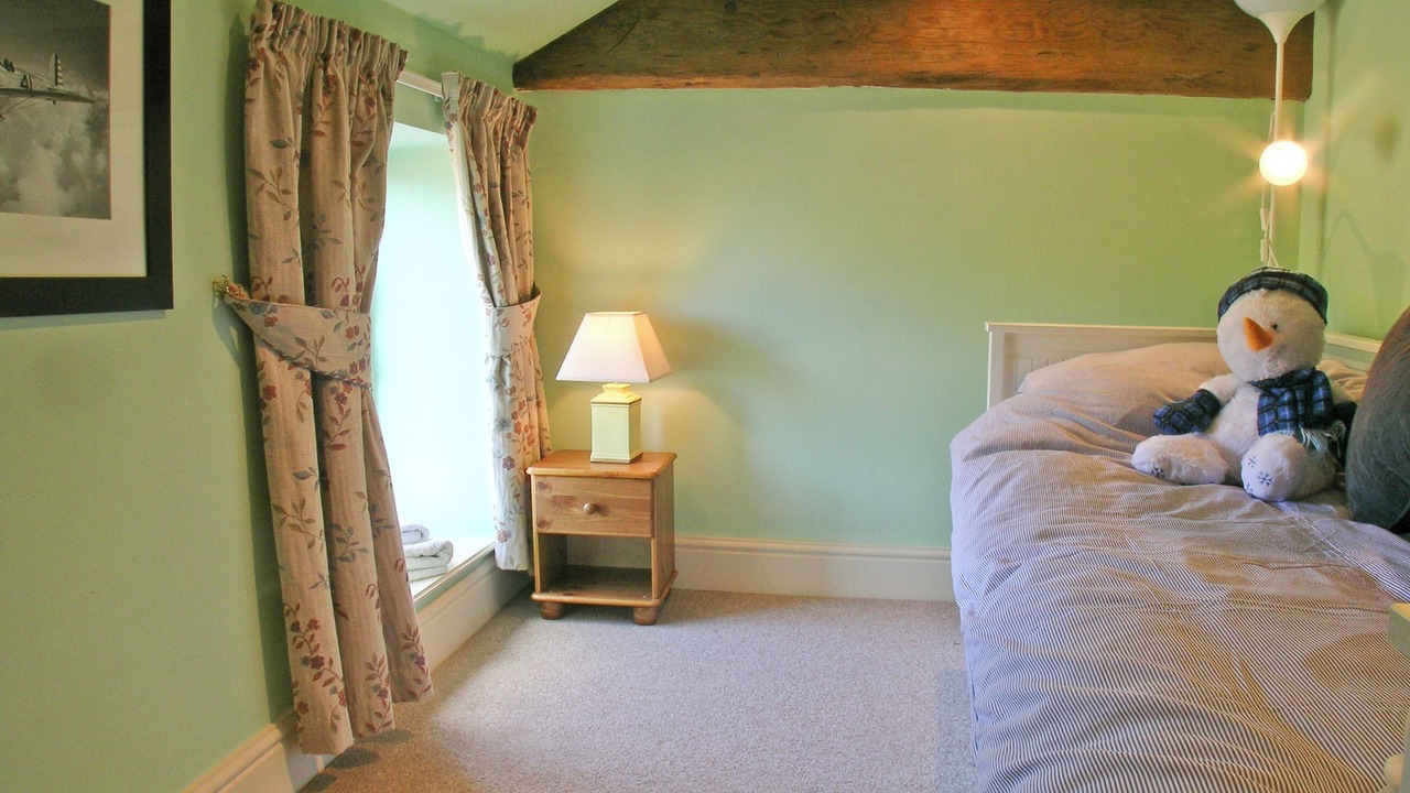 Photo of Others in Helsby