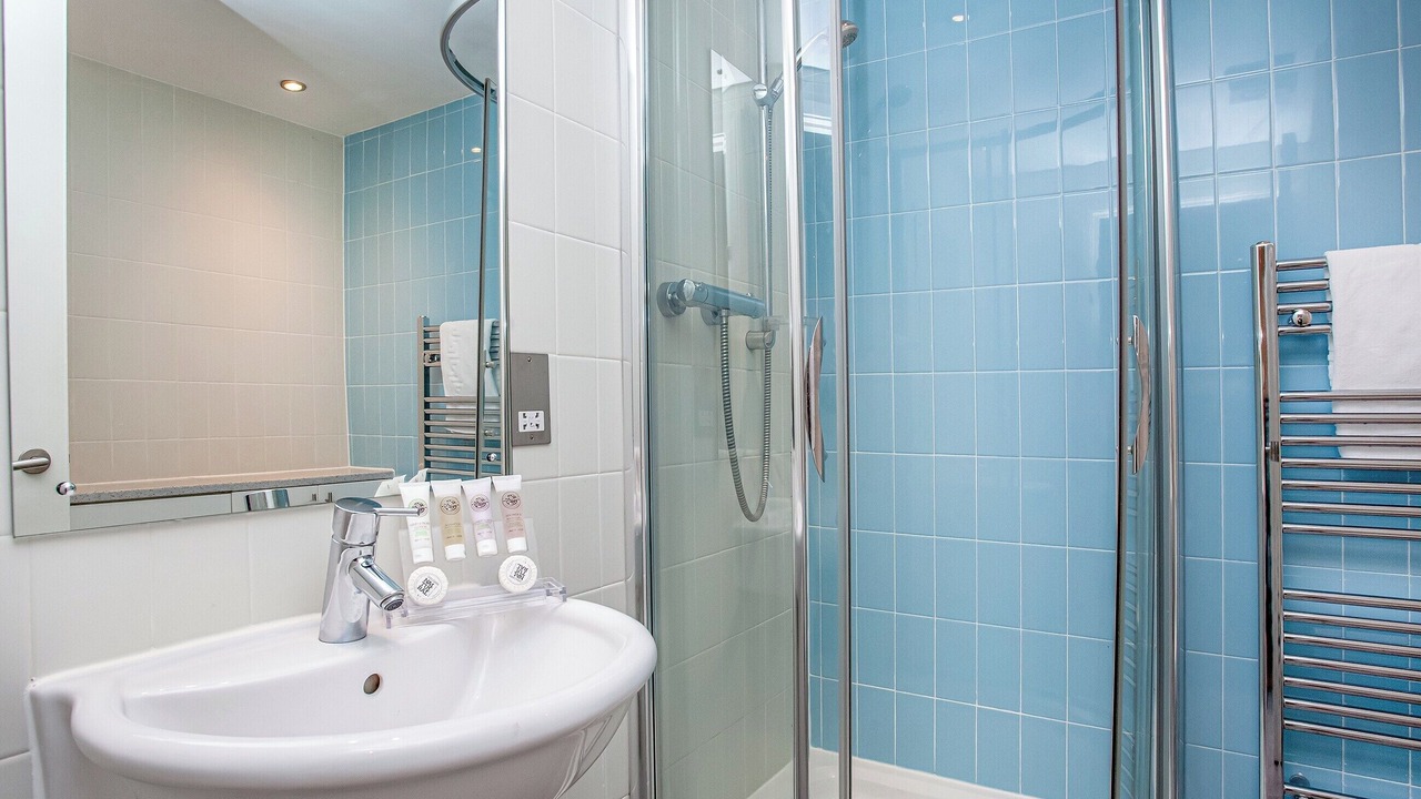 Photo of Bathroom in Carnon Downs